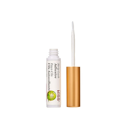 aloe-infused soothing formula for lash line care