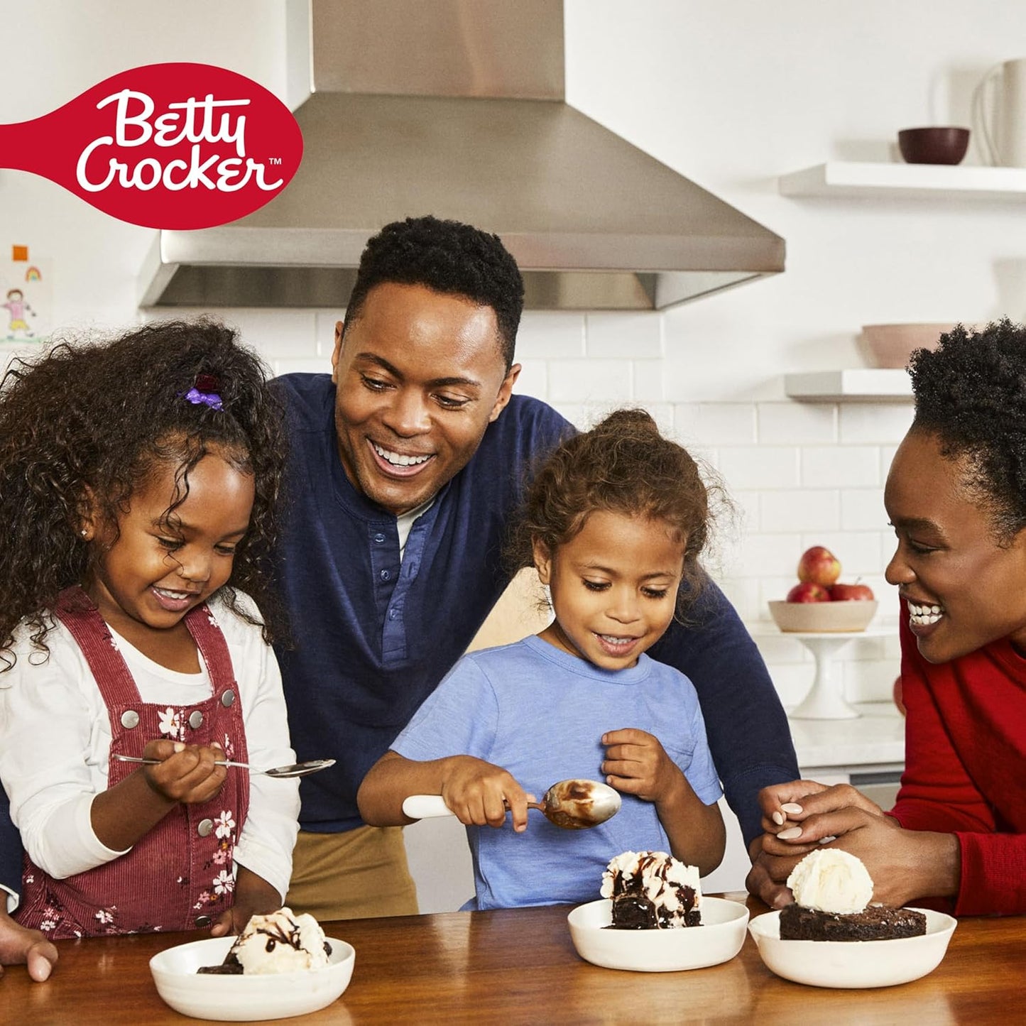 Betty Crocker REESE'S Brownie Mix with Peanut Butter Chips – Safe and Simple Kids Birthday Party Dessert for Busy Parents