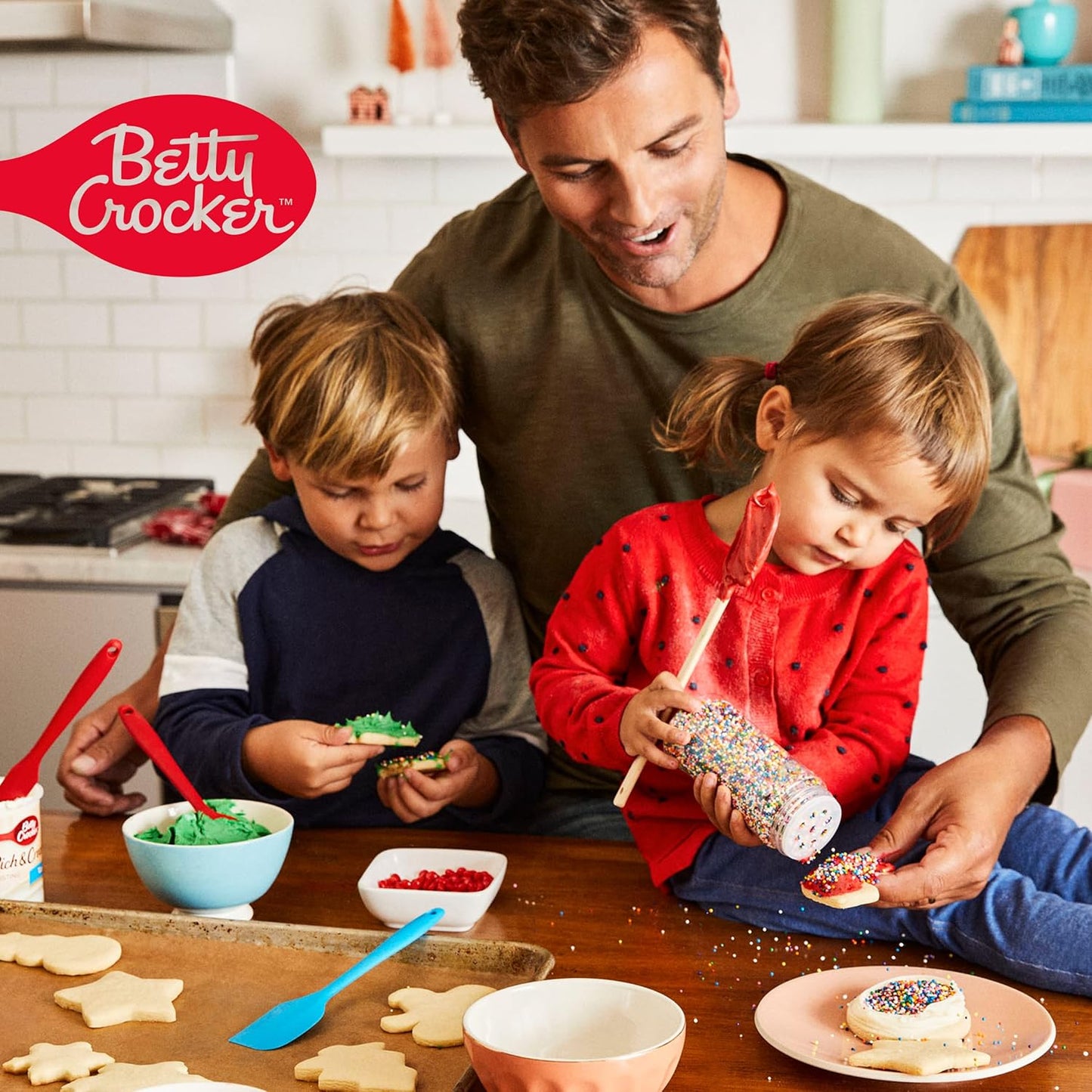 Betty Crocker Shake 'n Pour Buttermilk Pancake Mix – Quick Energy Breakfast for College Students in Dorm Room Kitchens