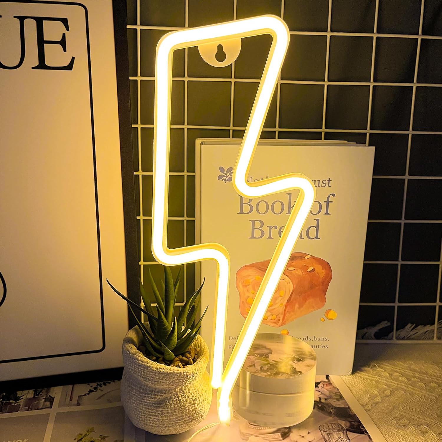 [Brand] Lightning Bolt Neon Sign – Designer Wall Light for Living Room and Gaming Setup, Flexible Silicone LED Decor Piece
