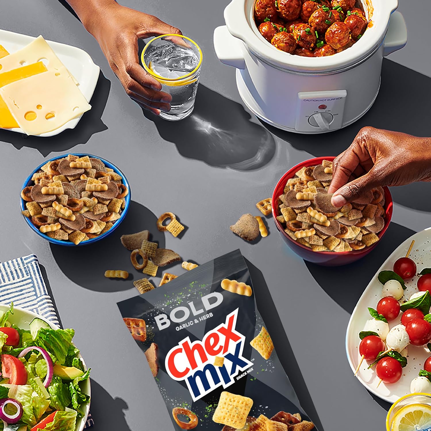 Chex Mix Bold Garlic and Herb Snack Mix – Pantry Snack for Family Movie Night at Home with Kids, 13.5 oz Resealable