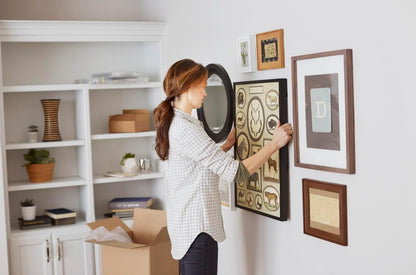 Command Damage-Free Hanger Strips – Tool-Free Frame Mounting for Clutter-Free Bedroom Walls
