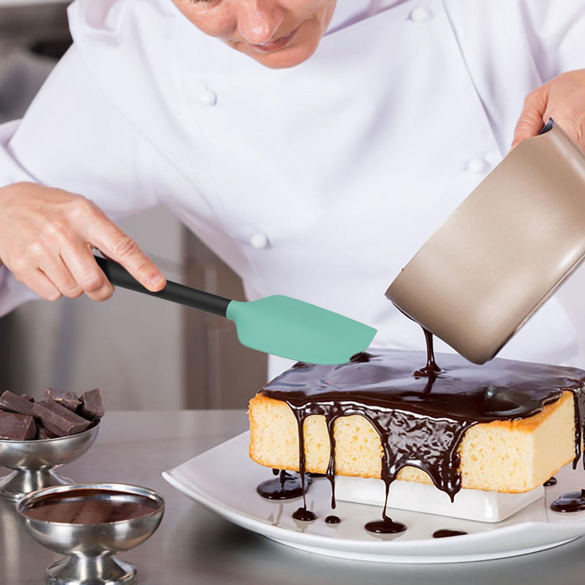 detachable polypropylene handles that are dishwasher safe
