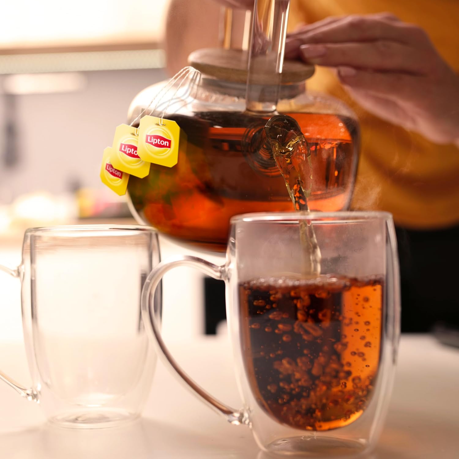 dual hot and iced brewing versatility