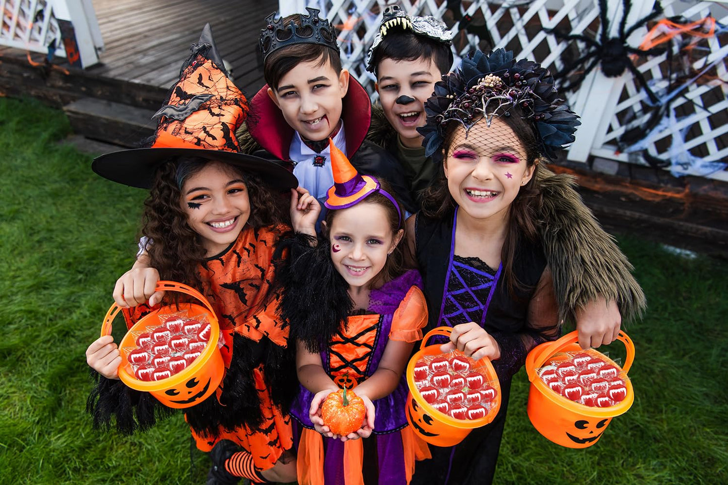 Fruidles Halloween Vampires Fangs Tattoo Lollipops – Fun Stocking Stuffer for Halloween-Themed Holiday Gifting