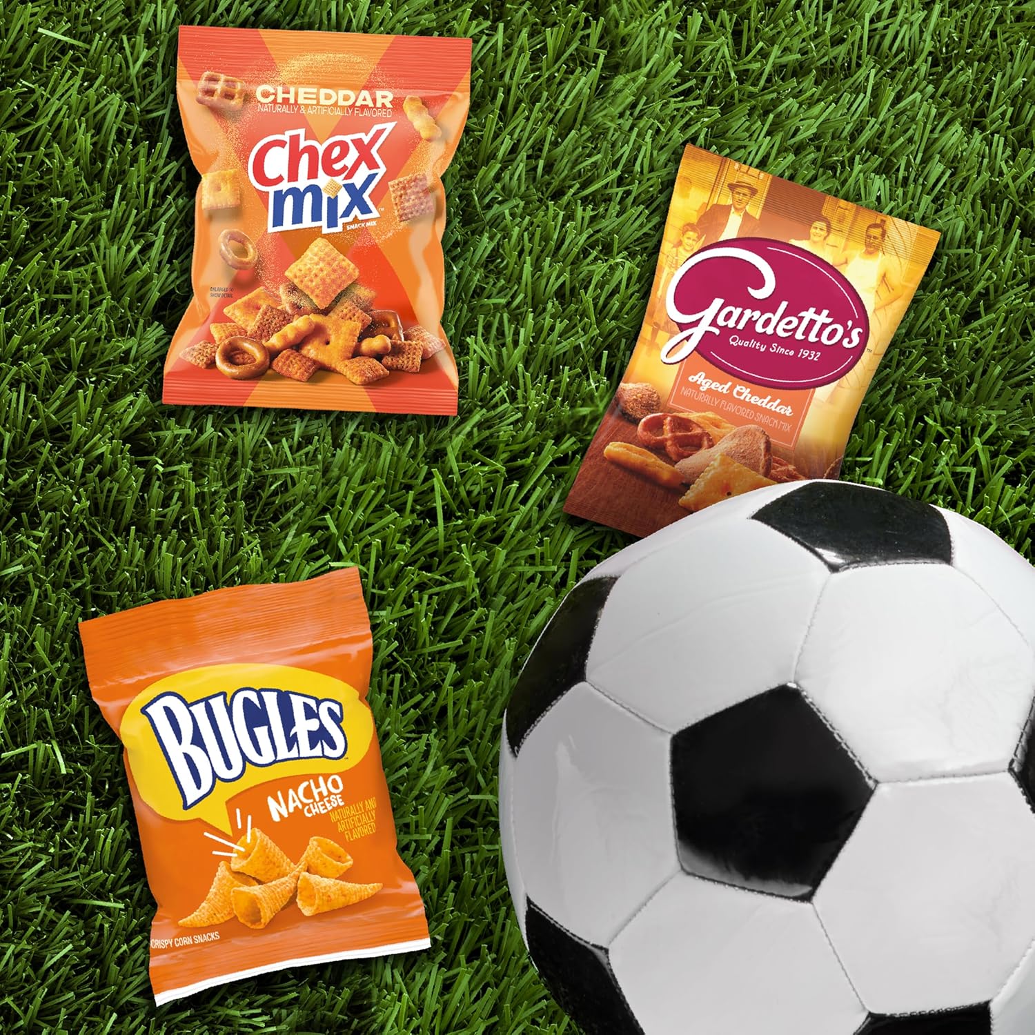 General Mills Cheesy Snack Variety Pack – After School Family Snacks for Picky Eaters, 20 ct Box with Cheddar Chex Mix, Bugles & Gardetto's