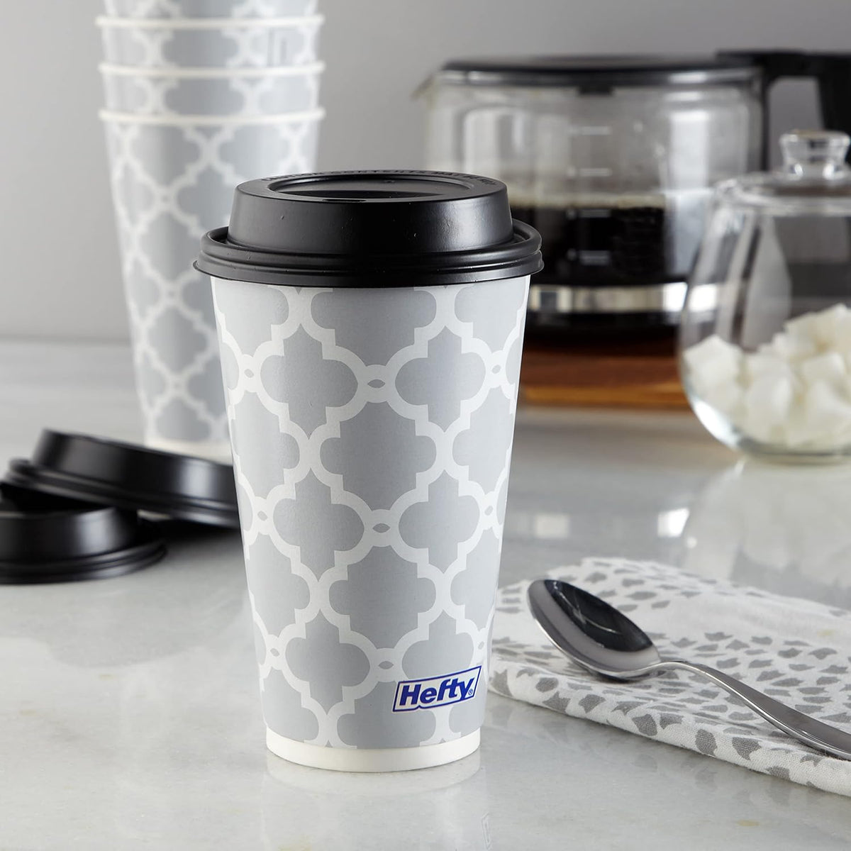 included tight-fitting leak-resistant lids in every pack
