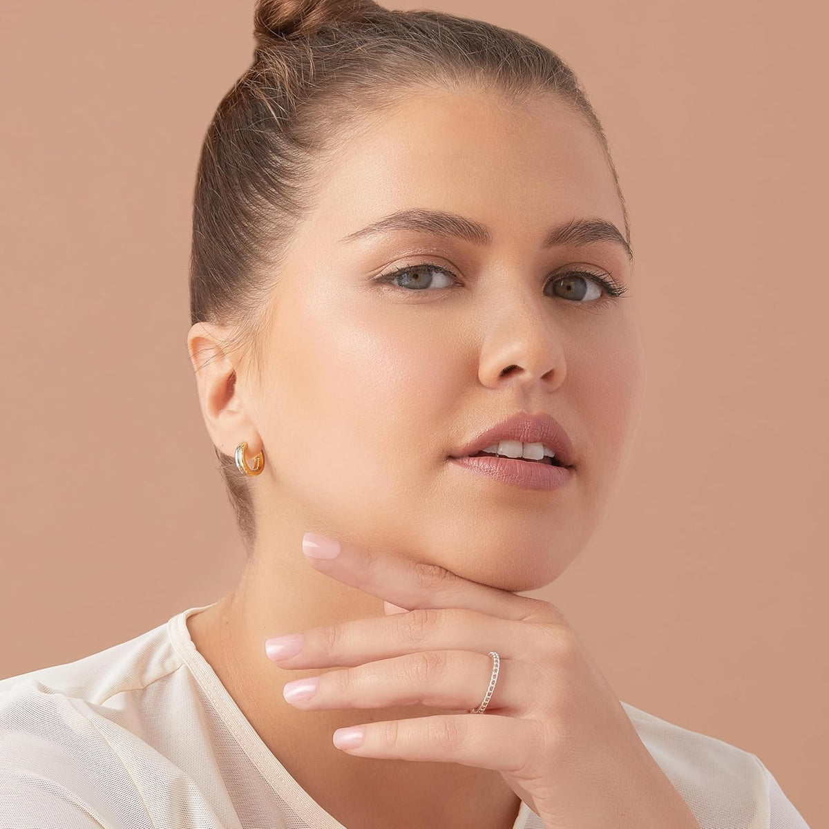 KISS imPRESS Press On Nails 'Instinct' – Five Minute Me Time Manicure for Wind Down Bath Routine, Pink Nude Squoval Short