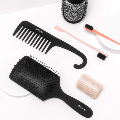 Kitsch Detangler for Curly Hair – Simple Functional Design for the Modern Neutral Bathroom