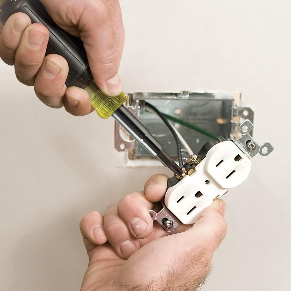 Klein Tools 11-in-1 Nut Driver – Thoughtful Holiday Gift for the Fix-It-All Handyman