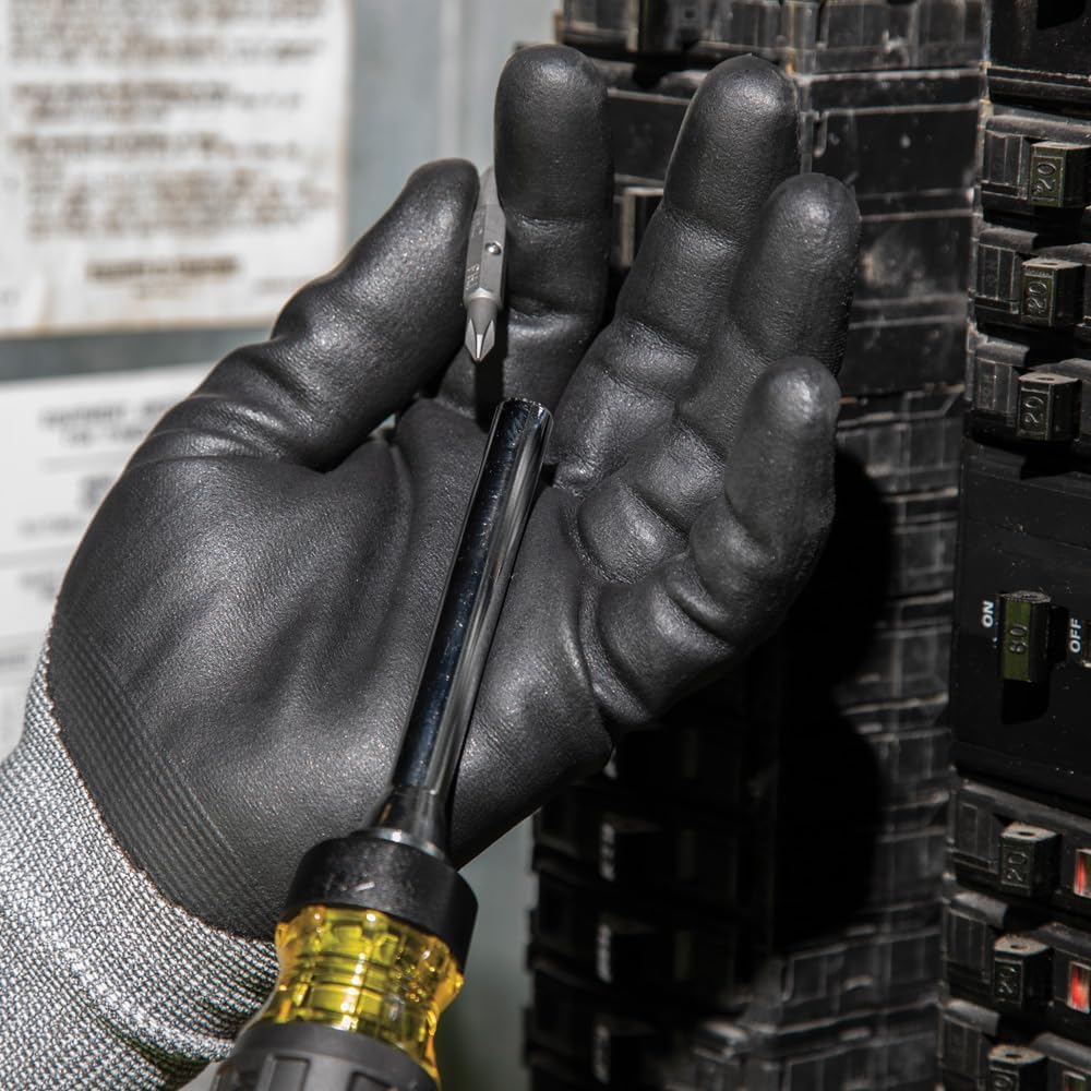 Klein Tools 15-in-1 Screwdriver – Streamlined Tool Belt Solution for the Minimalist Tradesperson