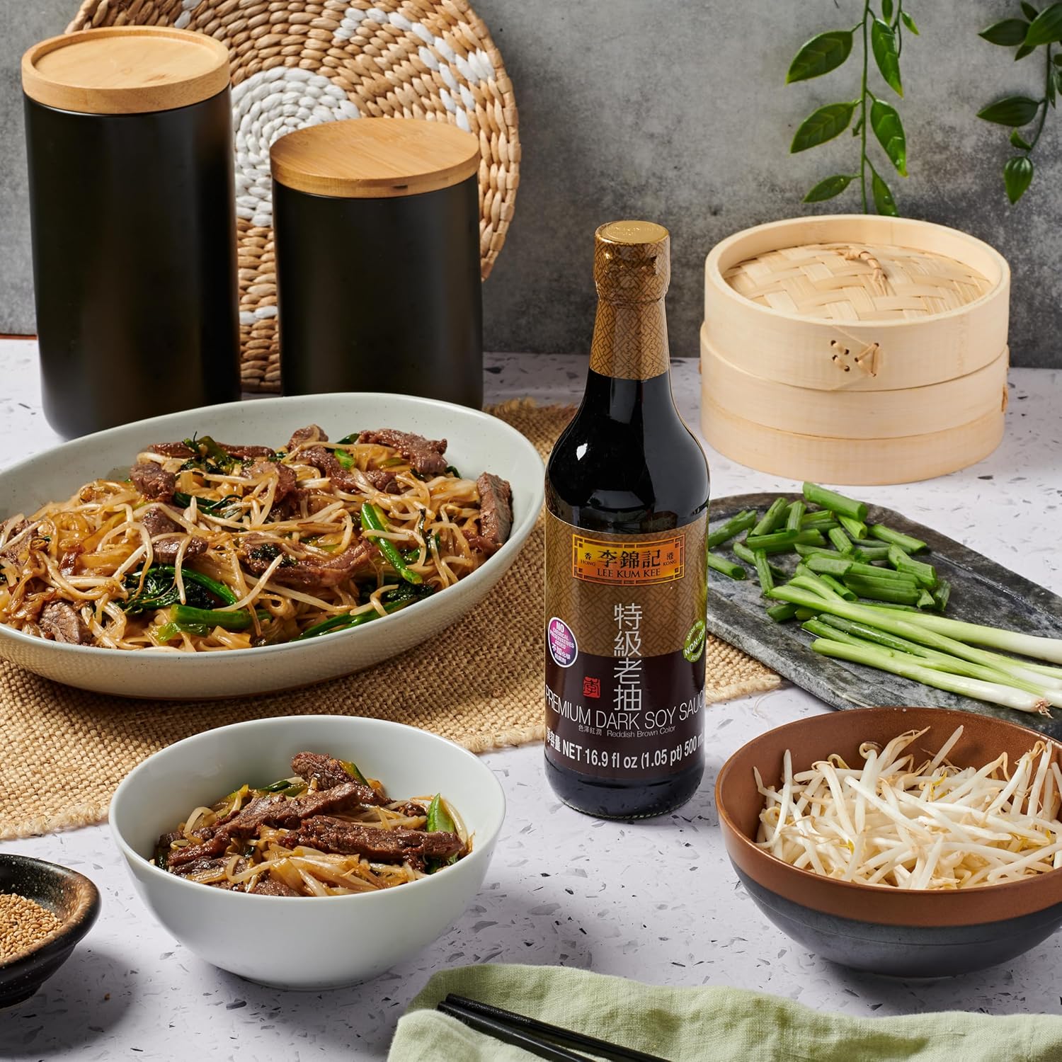 Lee Kum Kee Premium Dark Soy Sauce – Artisanal Finishing Sauce for Elevated Dinner Party Menus, Deep Glossy Color and Full-Bodied Taste