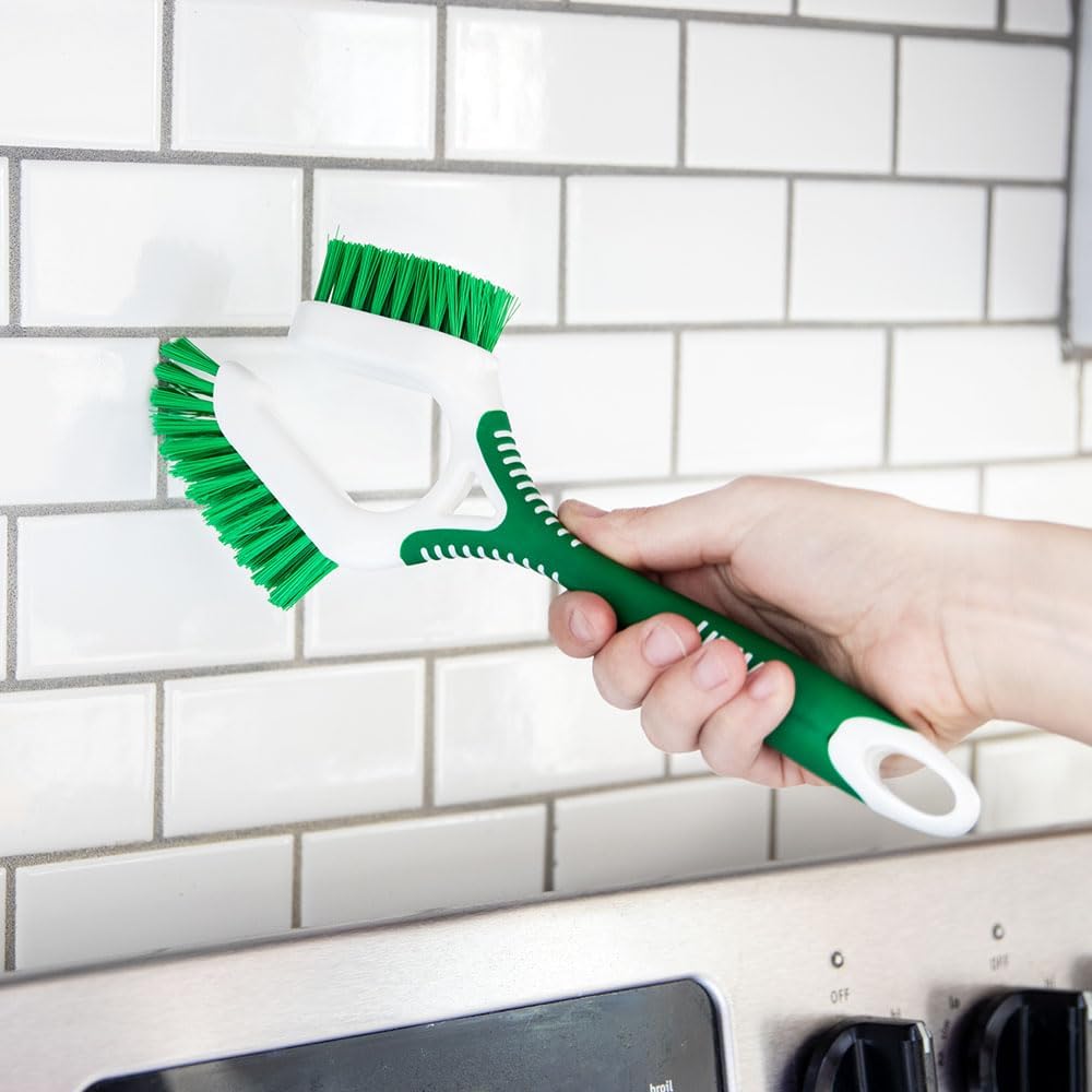 Libman Heavy Duty Scrub Brush Kit for Tub, Tile & Grout – Stylish Storage-Friendly Brushes for Designer Kitchens and Showers