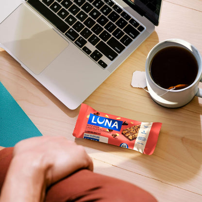 LUNA Bar Nutz Over Chocolate - Gluten-Free Plant-Based Snack for Health-Conscious Women, Yoga Bag & Clean Eating