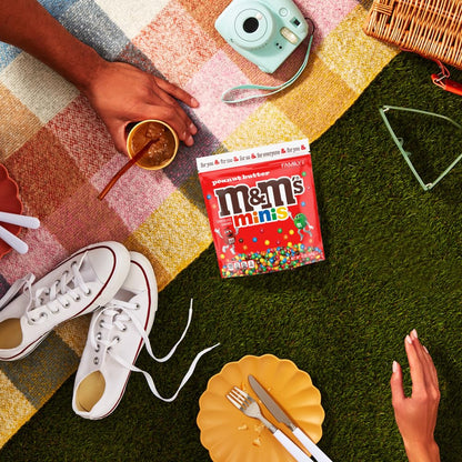 M&M'S Minis Peanut Butter Candy 15 oz Bag for Hiking Backpack Snacks, Boat Day Treats and Outdoor Movie Night Bowls