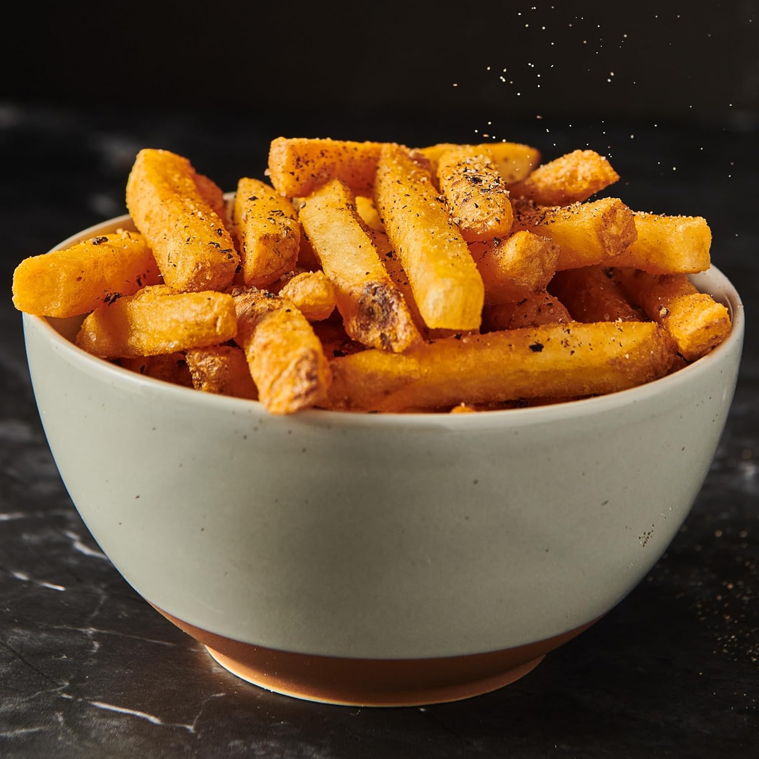 McCormick Dual Peppercorn Adjustable Mill – Two-in-One Seasoning That Replaces Two Bottles on the Shelf