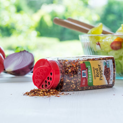 McCormick Organic Crushed Red Pepper 7.75 oz – Single-Ingredient Spice for Clean-Eating Kitchens