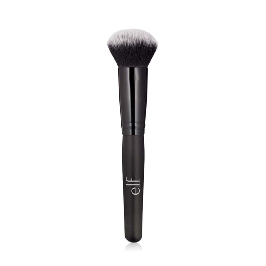 medium-sized densely packed brush head for even powder distribution