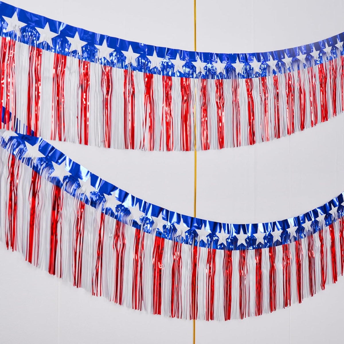 Mega-L Celebration Ready Gift Set – Red White Blue Stars Backdrop Garland for Event Decorators & Planners