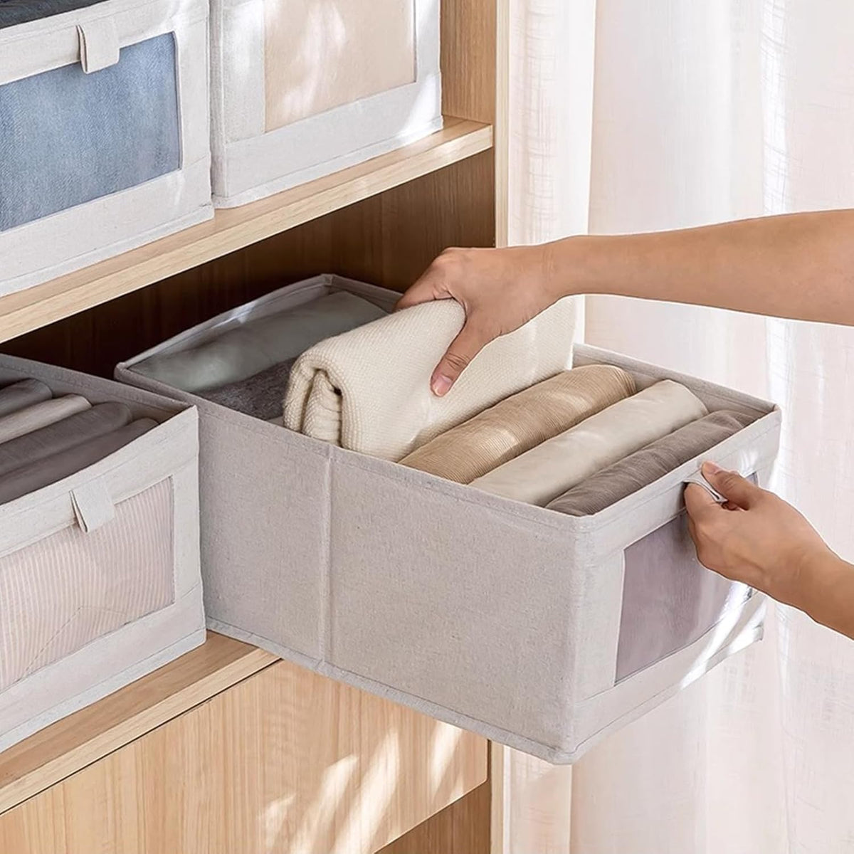 natural linen fiber exterior with breathable, lightweight build (0.91 kg each)