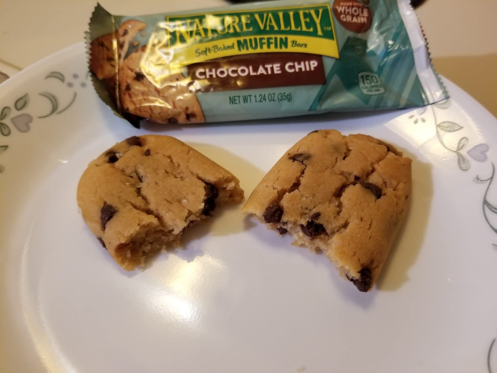 Nature Valley Soft Baked Muffin Bars – Energy Snack for Outdoor Adventures, Whole Grain Blueberry