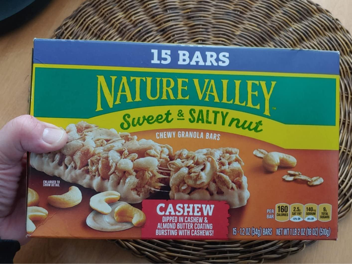 Nature Valley Sweet and Salty Nut Cashew Granola Bars – Pre-Workout Light Fuel for the Office and Gym Bag