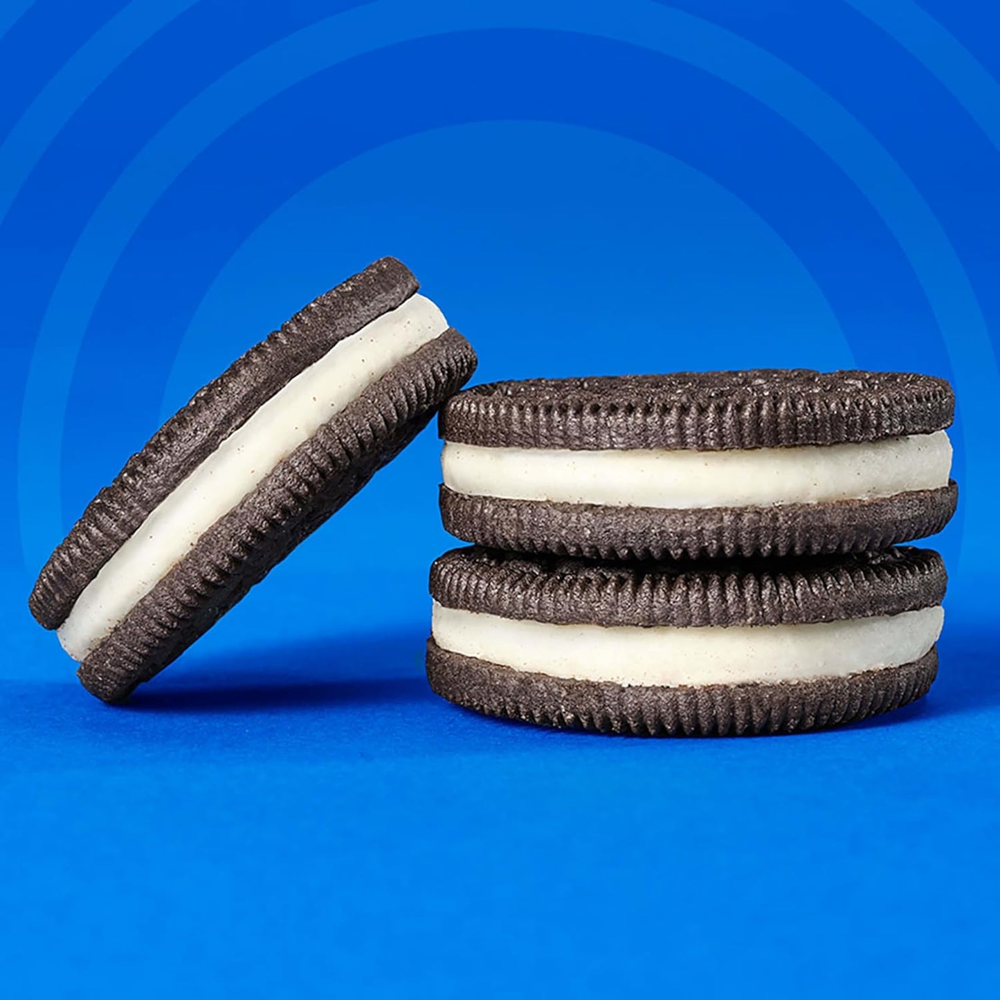 OREO Double Stuf Sandwich Cookies with Real Cocoa – On-the-Go Family Snack for Hiking Lunches, Beach Days, and Park Outings, 24.95 oz