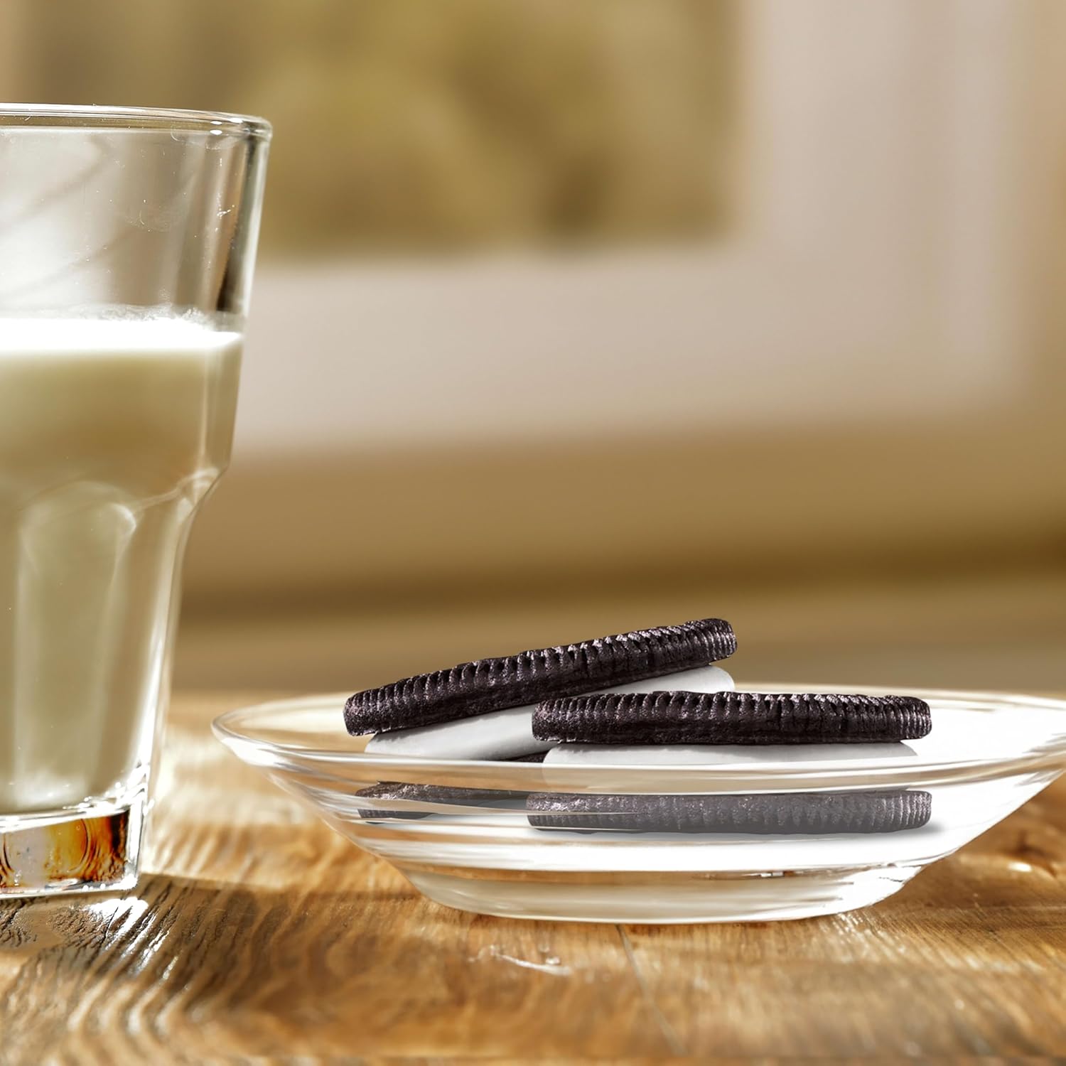 OREO Double Stuf Sandwich Cookies with Real Cocoa – On-the-Go Family Snack for Hiking Lunches, Beach Days, and Park Outings, 24.95 oz