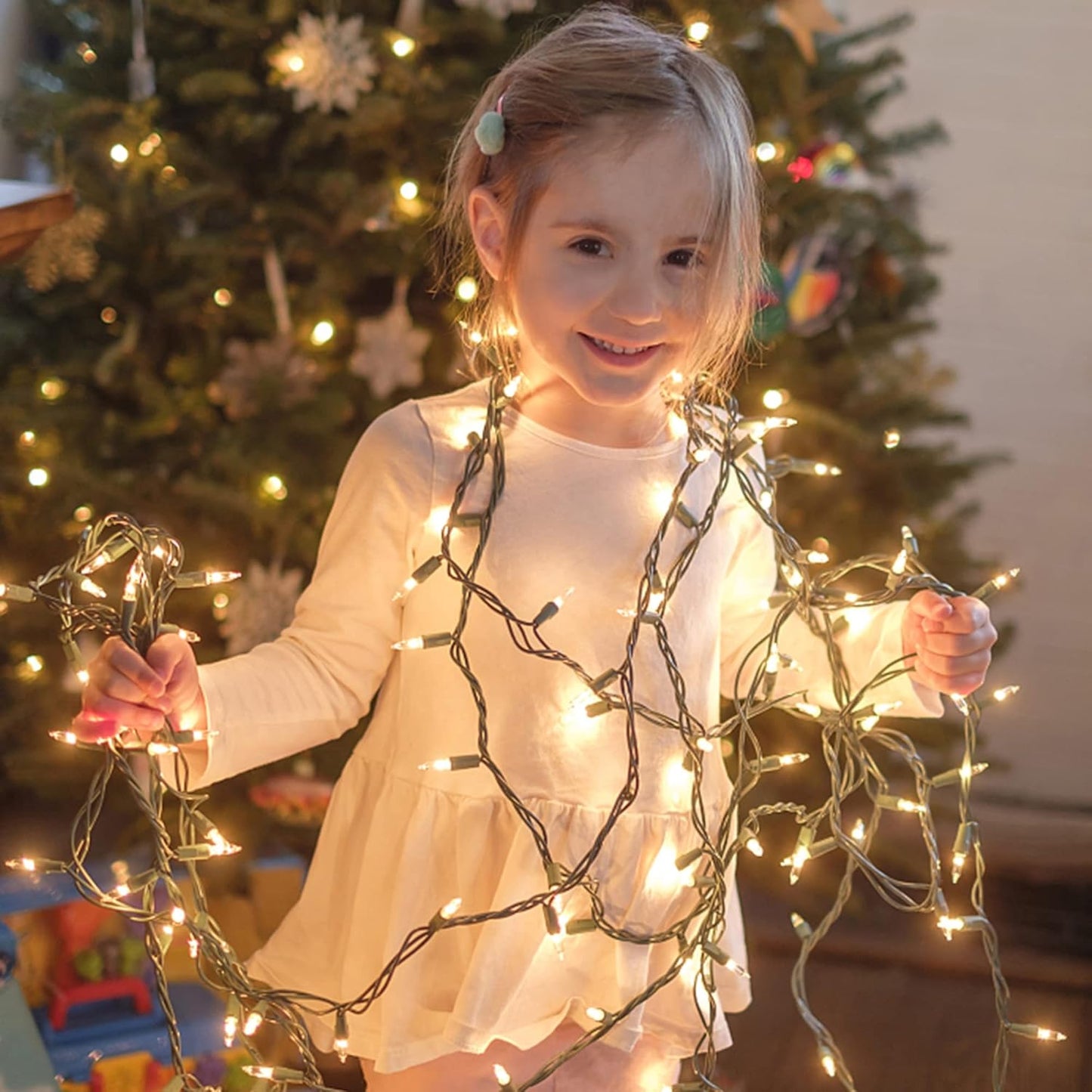 Outdoor Patio String Lights 150 Incandescent Bulbs, Expandable to 116 ft for Large Yard and Commercial Holiday Lighting
