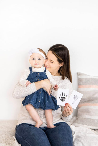 Pearhead Baby Print Kit – Safe for Delicate Skin, Family Pack with 12 Impression Cards for Siblings and Cousins