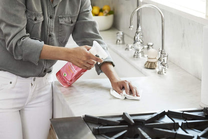 pink grapefruit scent with blood orange and cassis fusion notes
