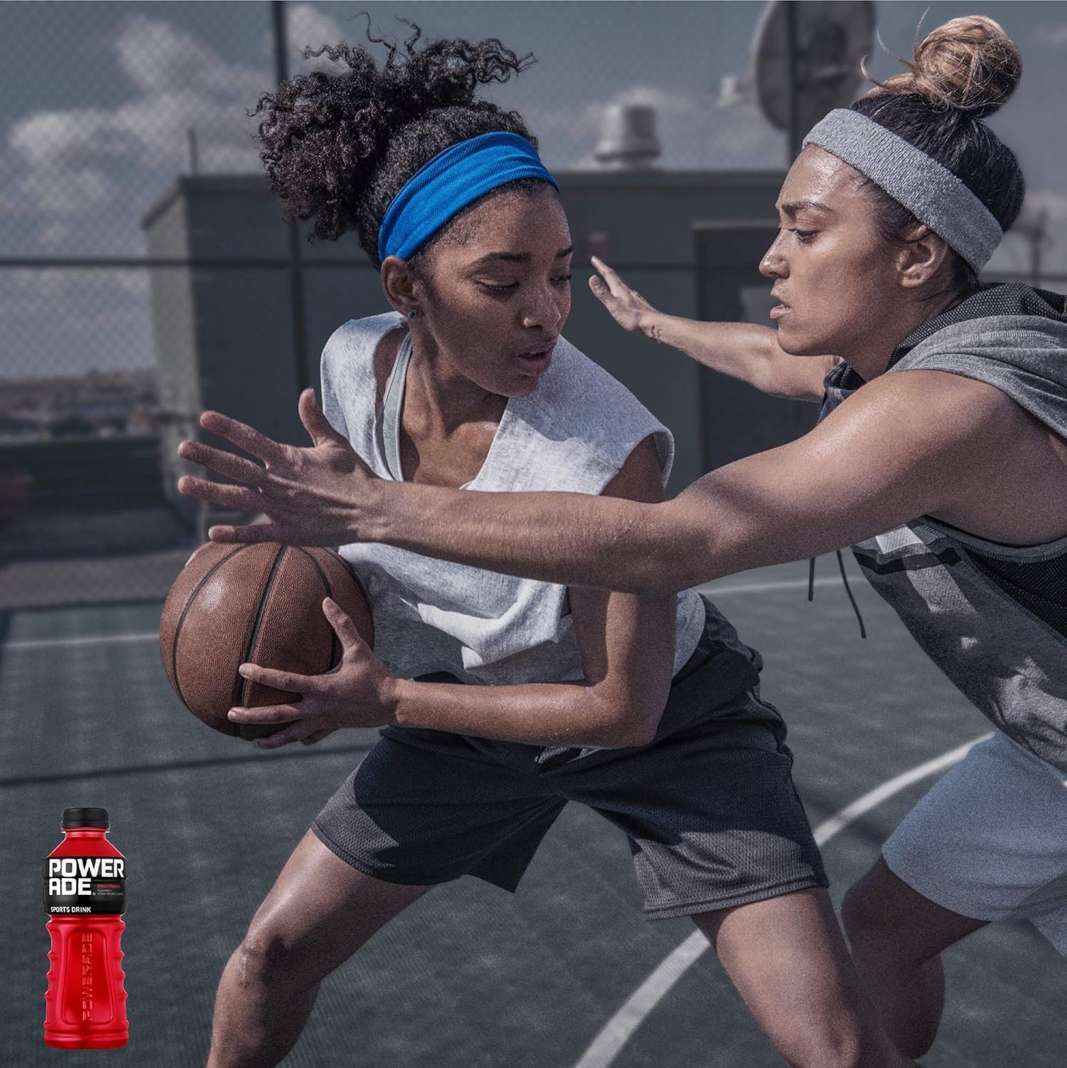 Powerade Fruit Punch – Family Fridge Hydration for Soccer Practice, Rec League and Birthday Parties, 20oz 8 Pack