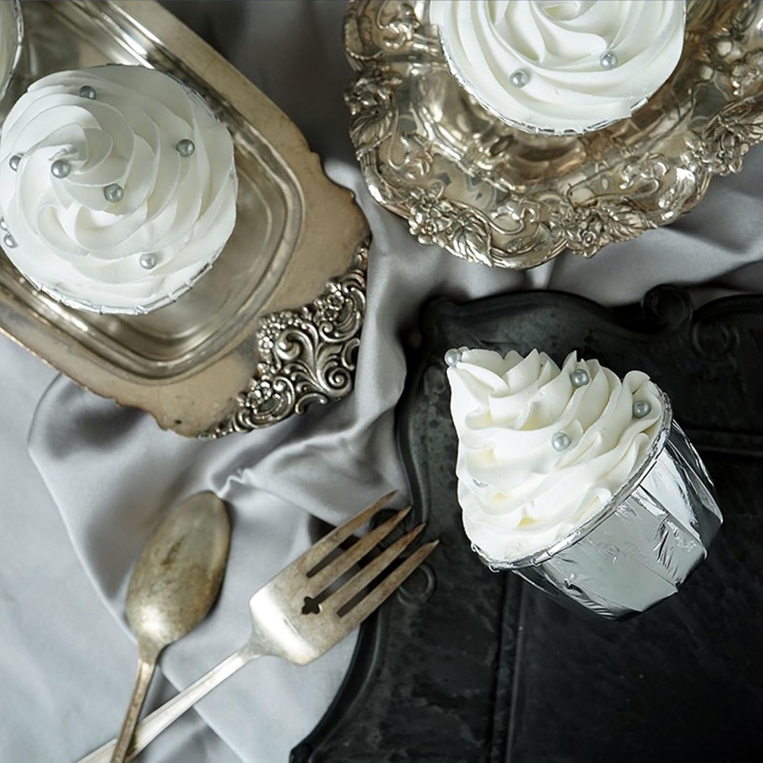 SUGAR BAY Flip-Top Metallic Sprinkle Jar – Streamlined Storage and Effortless Pouring for the Minimalist Baker