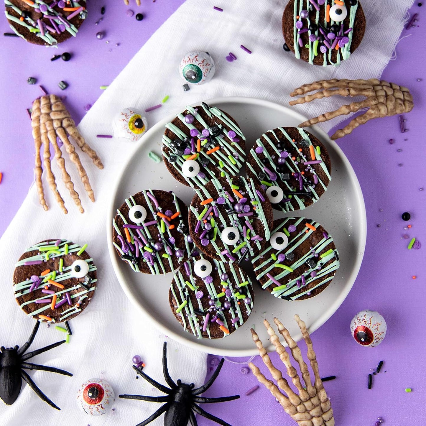 Sweets Indeed Halloween Eyeball Tacklebox – Travel-Friendly Candy Decorations for Neighborhood Halloween Treat Trays