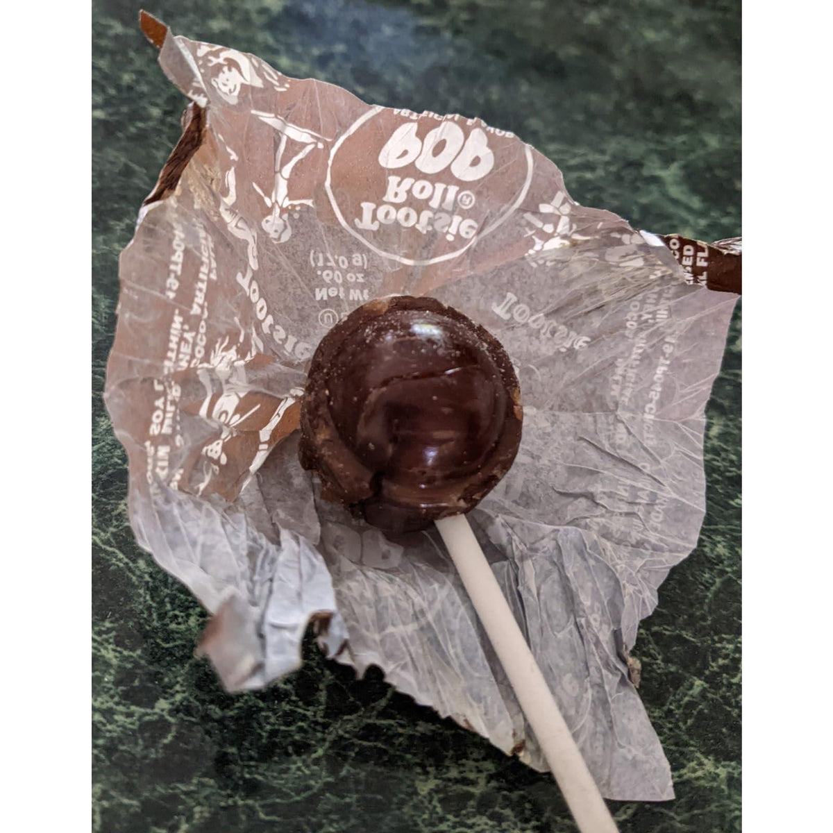 Tootsie Pops Peanut-Free Lollipops – Crowd-Pleasing Candy for Church Picnics and Community Fairs