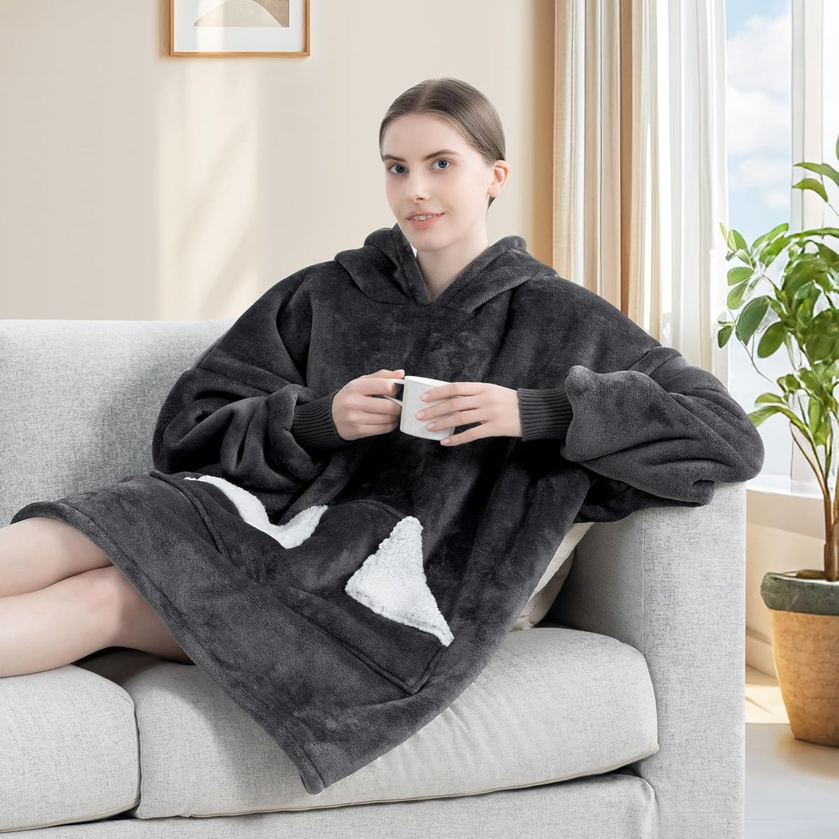 Touchat Giant Hood Blanket Sweatshirt – Stress-Free Gift for Grandmas, Moms, and Best Friends