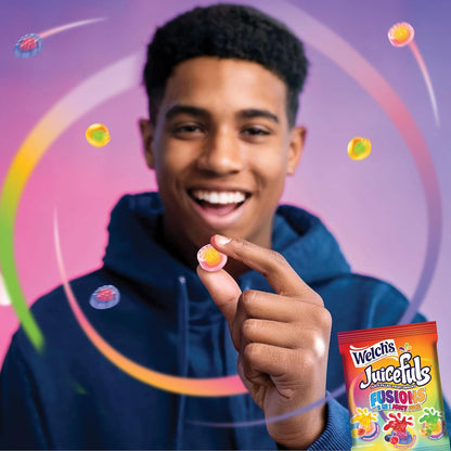 Welch's Fruit Snacks Juicefuls Fusions – Car Ride Home Snack for Kids, No Artificial Colors Fat Free Pouches (Pack of 50)