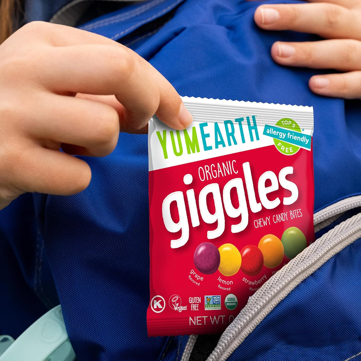 YumEarth Organic Giggles Chewy Candy – Allergy Friendly Goody Bag Filler for Kids Birthday Parties, Bulk Vegan Candy